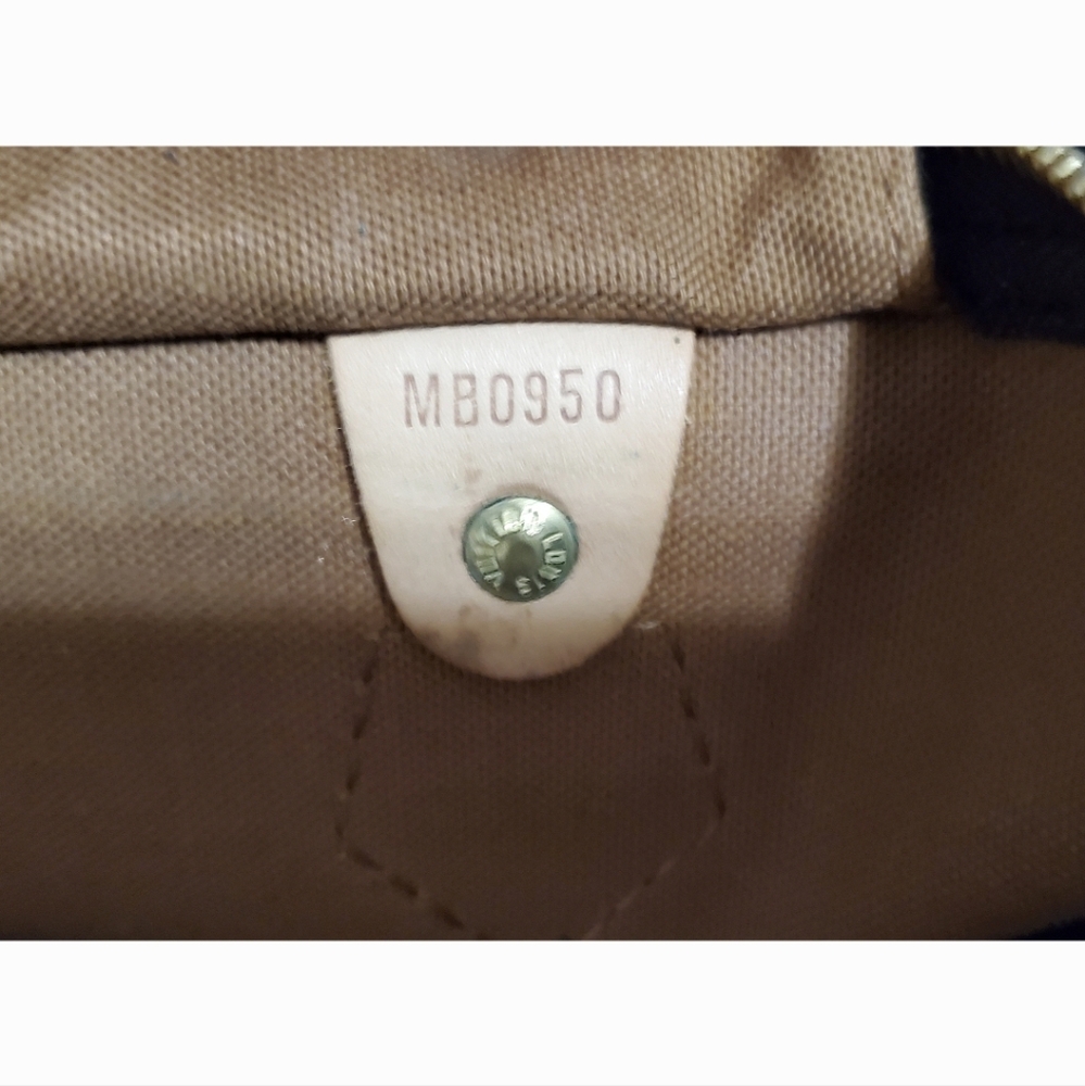 Louis Vuitton Monogram Speedy 35 Handbag - Picture 16 of 16